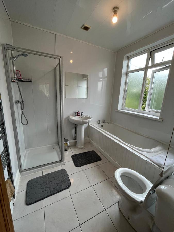 2 Bedroom Apartment, 5 Minutes From City Centre Newcastle upon Tyne Eksteriør billede